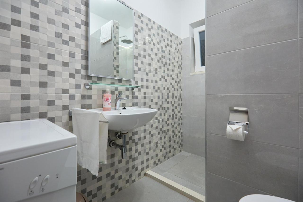 Boca - 3 Bedroom Apartment By The Sea Prozura Bagian luar foto